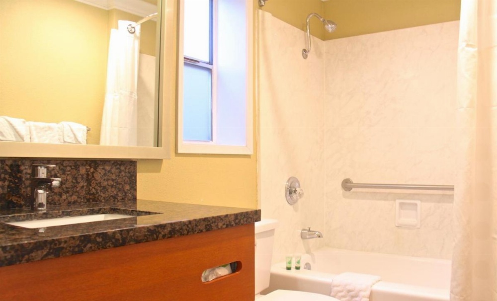 Inn at San Luis Obispo Image 15