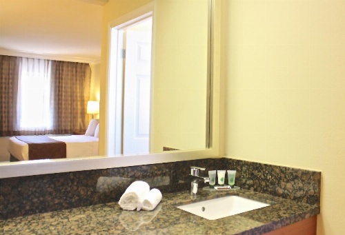 Inn at San Luis Obispo image 20