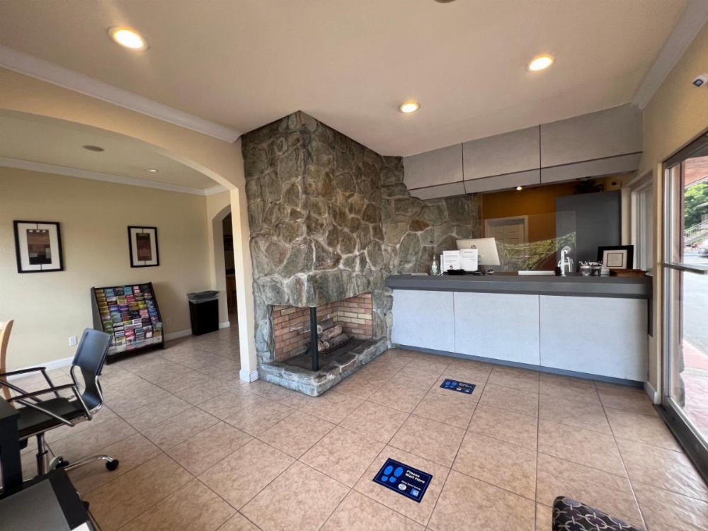 Inn at San Luis Obispo Image 36